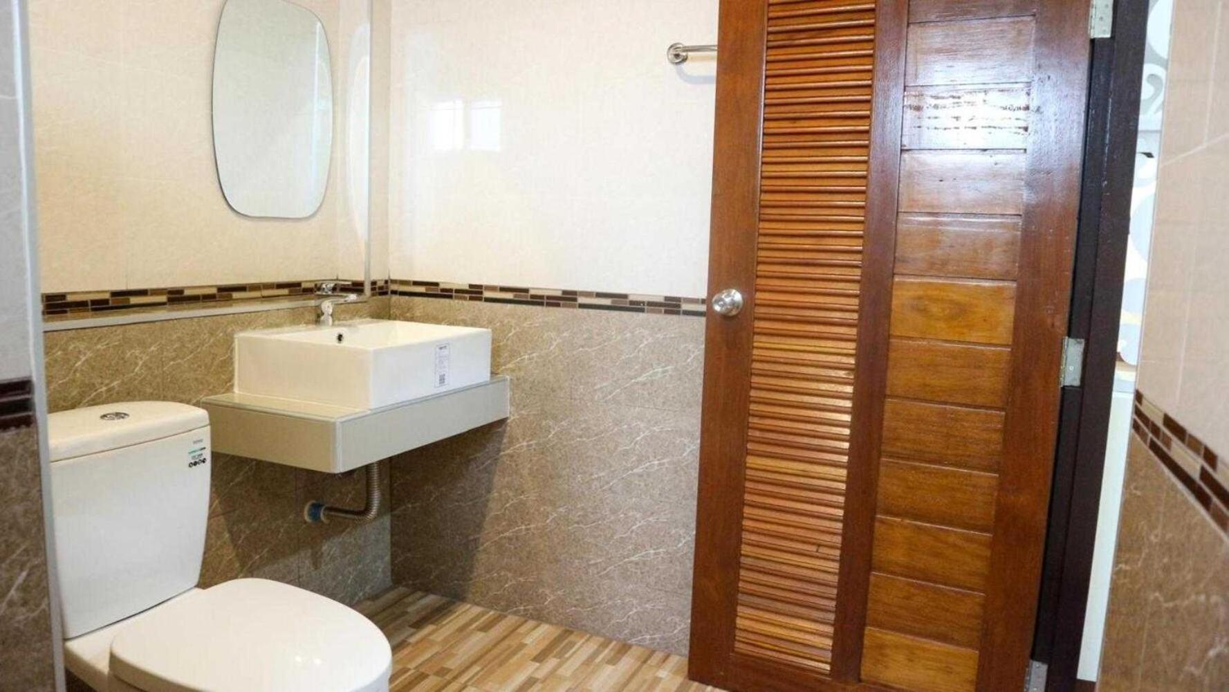 Capital O 75521 Sang Siri Apartment Samut Songkhram Exterior photo