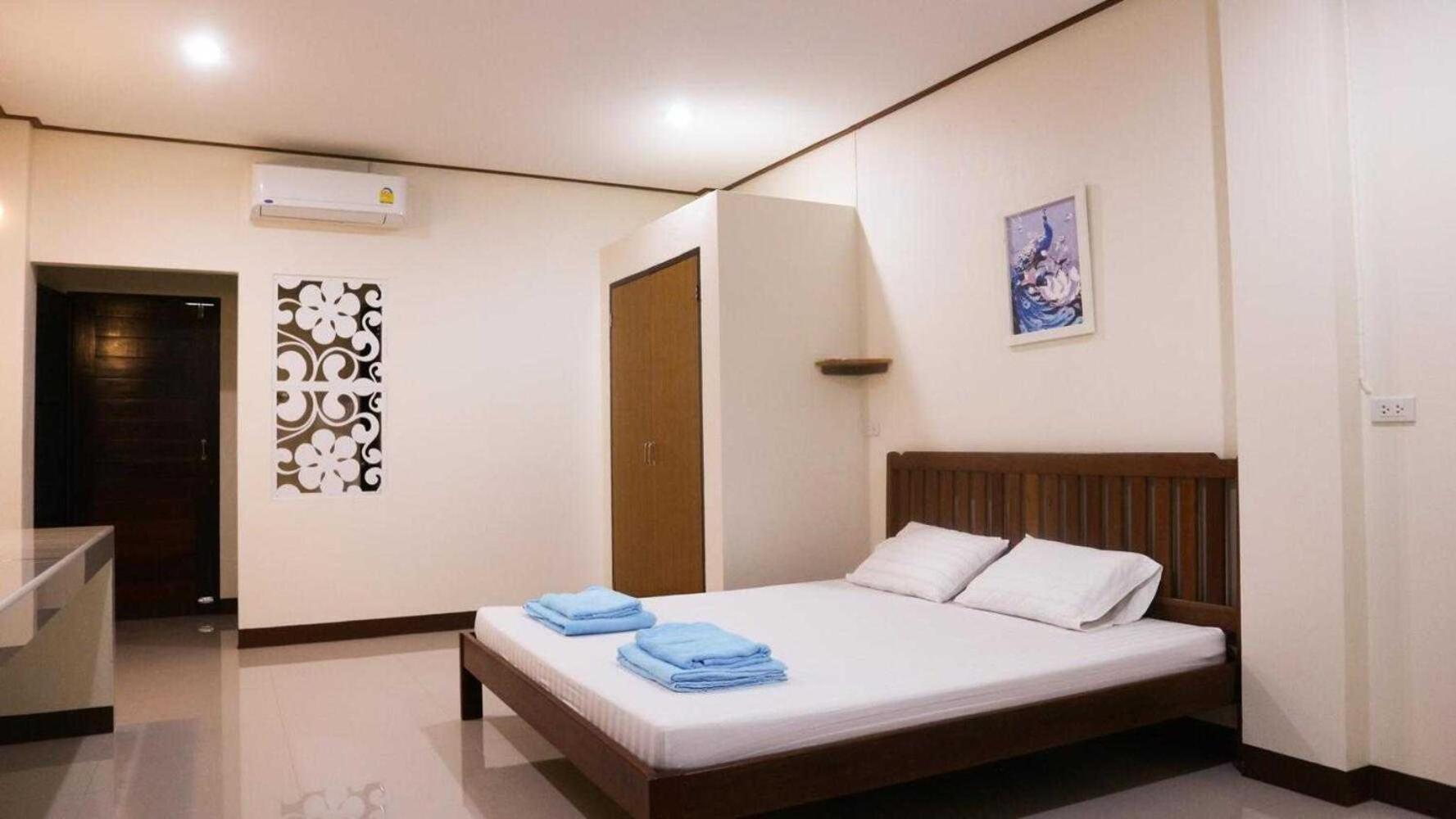 Capital O 75521 Sang Siri Apartment Samut Songkhram Exterior photo